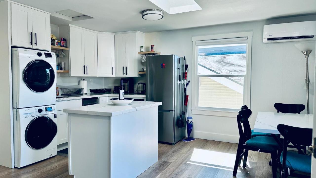 Tacoma 2 Bedrooms 1 Baths Sleep 5 With Compact Kitchen エクステリア 写真